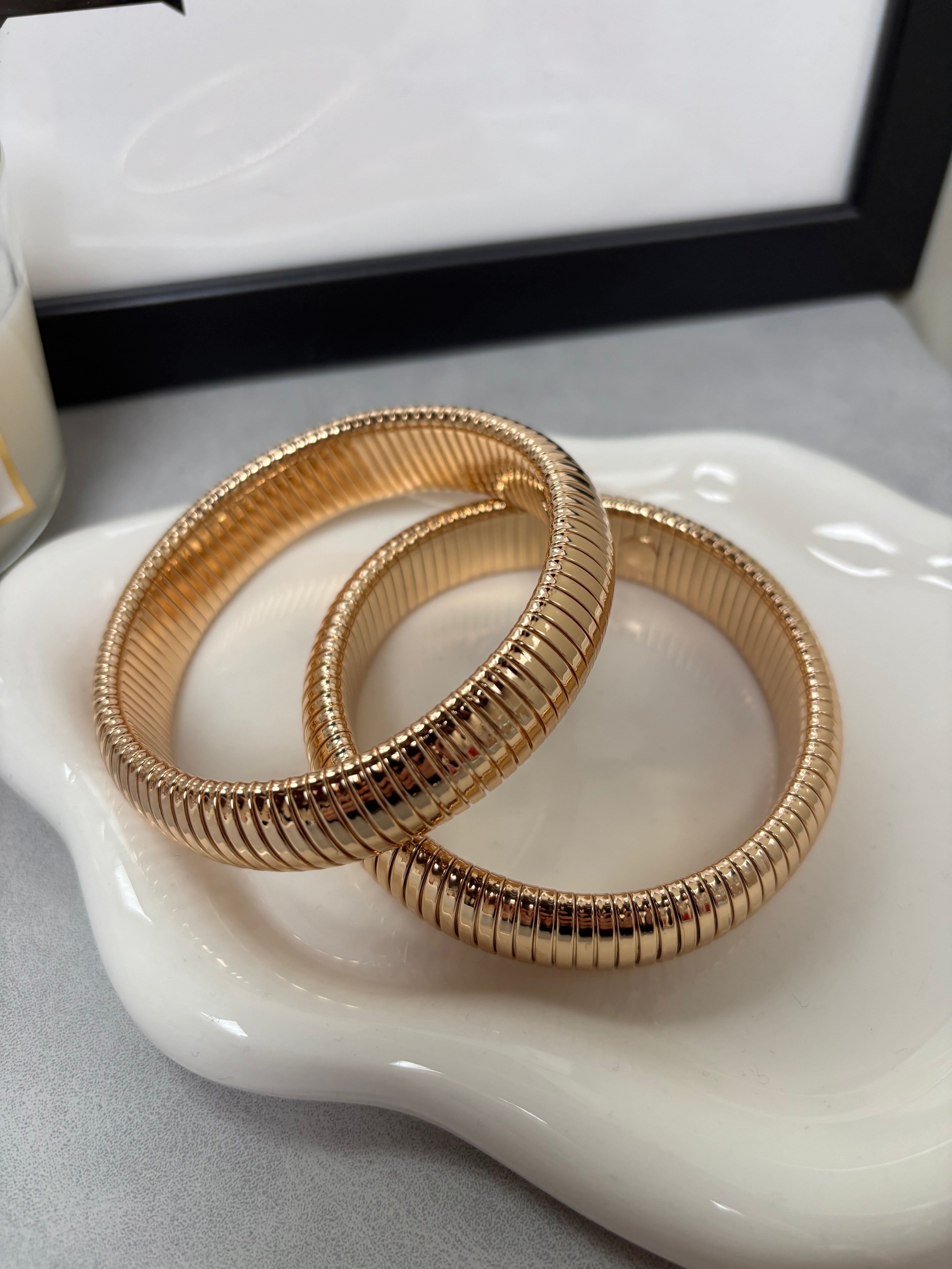 Bracciale rigido snake